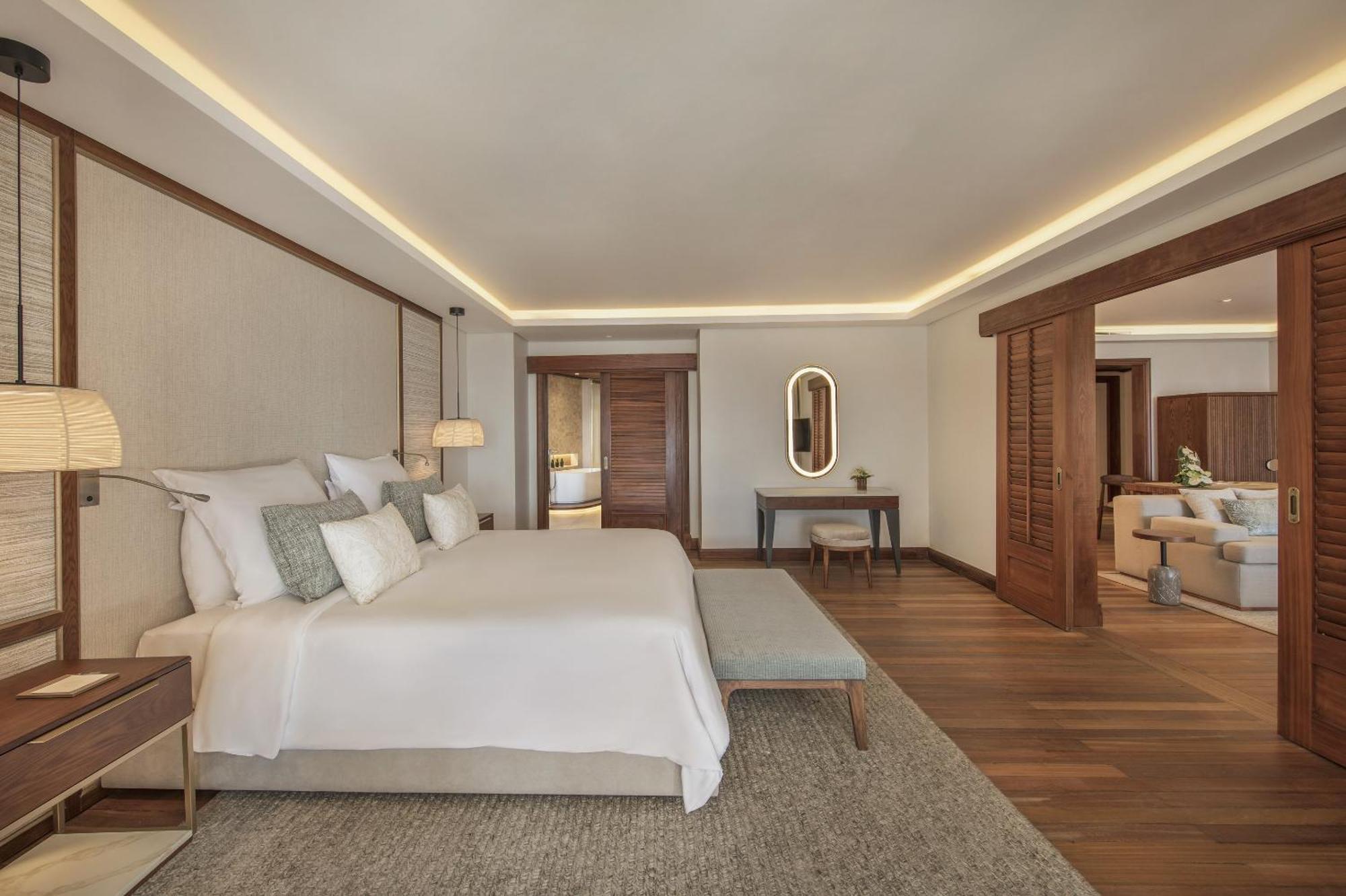 Paradis Beachcomber Golf Resort & Spa Le Morne Esterno foto